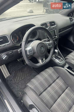 Хэтчбек Volkswagen Golf GTD 2011 в 