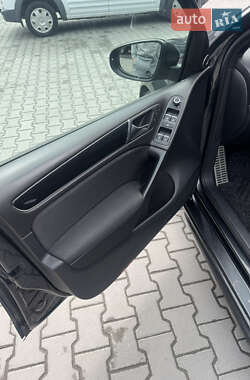 Хэтчбек Volkswagen Golf GTD 2011 в 