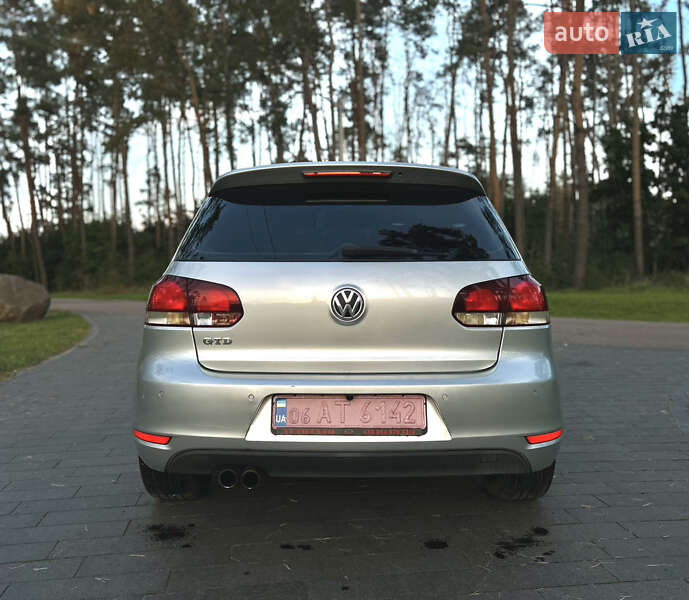 Хэтчбек Volkswagen Golf GTD 2011 в Житомире