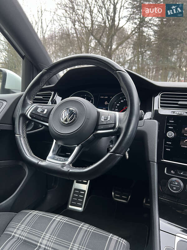 Универсал Volkswagen Golf GTD 2017 в Львове фото 31 Универсал Volkswagen Golf GTD 2017 в Львове