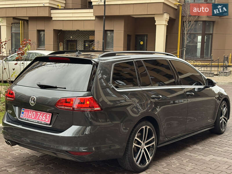 Универсал Volkswagen Golf GTD 2016 в Киеве