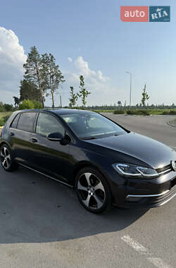 Хэтчбек Volkswagen Golf GTE 2017 в Киеве