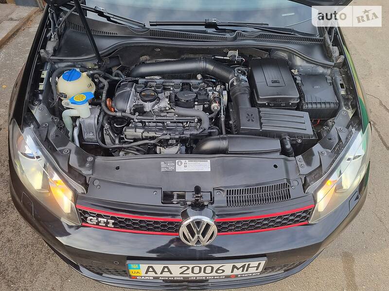 Хетчбек Volkswagen Golf GTI 2011 в Києві