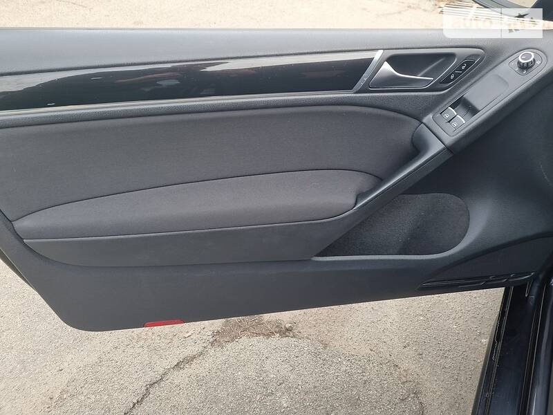 Хетчбек Volkswagen Golf GTI 2011 в Києві