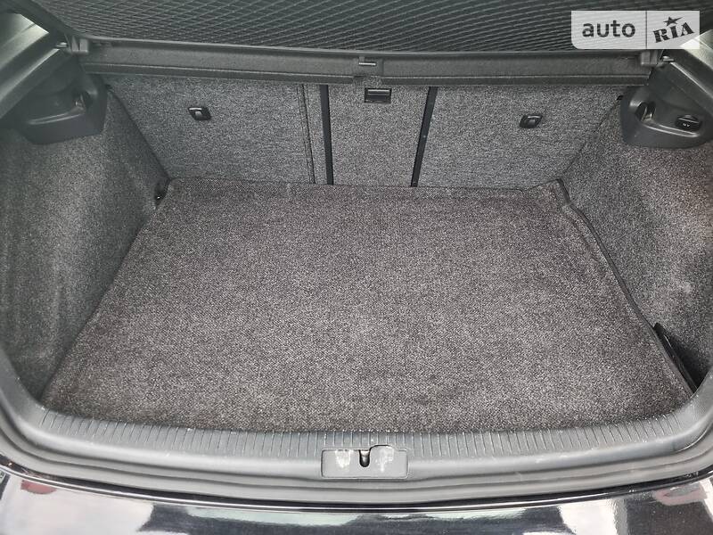 Хетчбек Volkswagen Golf GTI 2011 в Києві