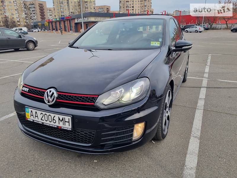 Хетчбек Volkswagen Golf GTI 2011 в Києві