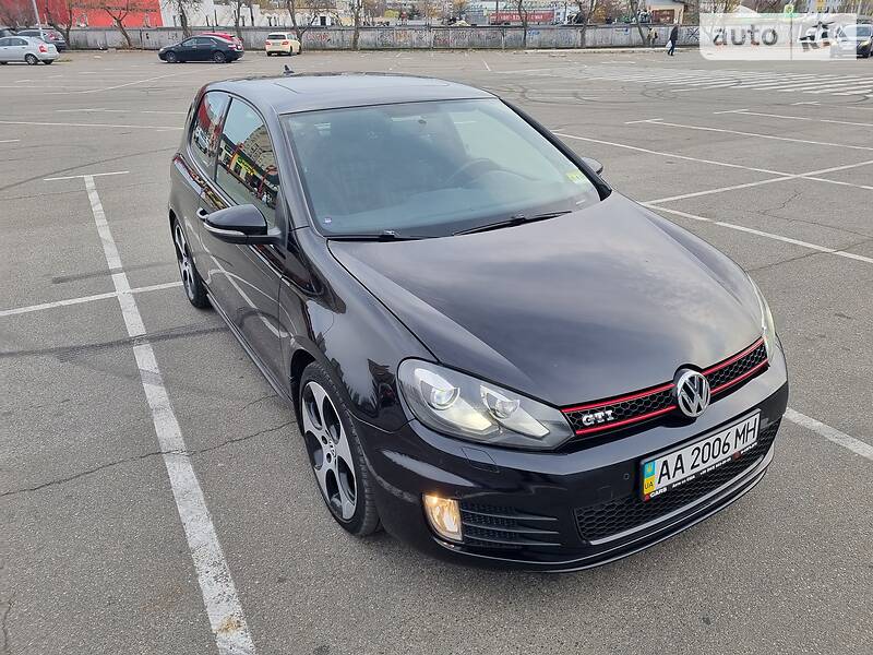 Хетчбек Volkswagen Golf GTI 2011 в Києві