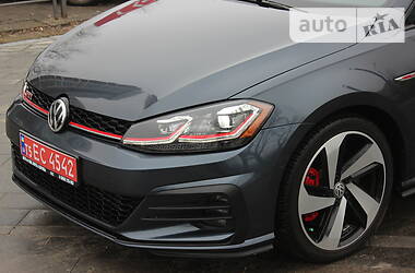 Хэтчбек Volkswagen Golf GTI 2018 в 