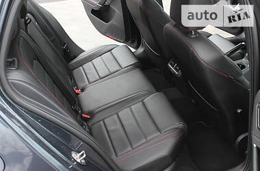 Хэтчбек Volkswagen Golf GTI 2018 в 