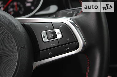 Хэтчбек Volkswagen Golf GTI 2018 в 