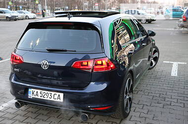 Хетчбек Volkswagen Golf GTI 2015 в Києві