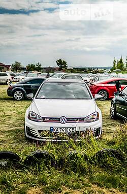 Хетчбек Volkswagen Golf GTI 2017 в Чернігові