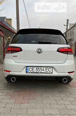 Хэтчбек Volkswagen Golf GTI 2020 в Черновцах