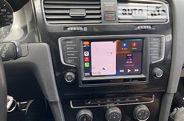Хэтчбек Volkswagen Golf GTI 2017 в 