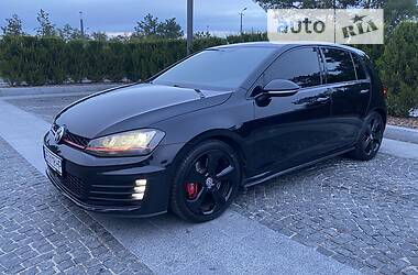 Хэтчбек Volkswagen Golf GTI 2015 в Днепре