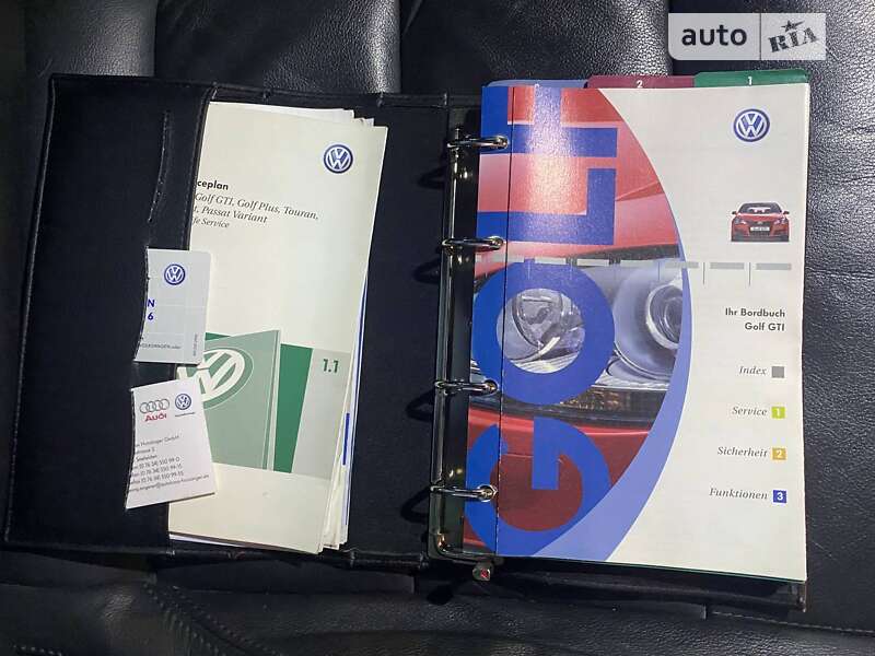 Хэтчбек Volkswagen Golf GTI 2005 в Киеве