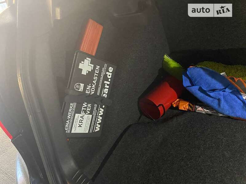 Хэтчбек Volkswagen Golf GTI 2005 в Киеве