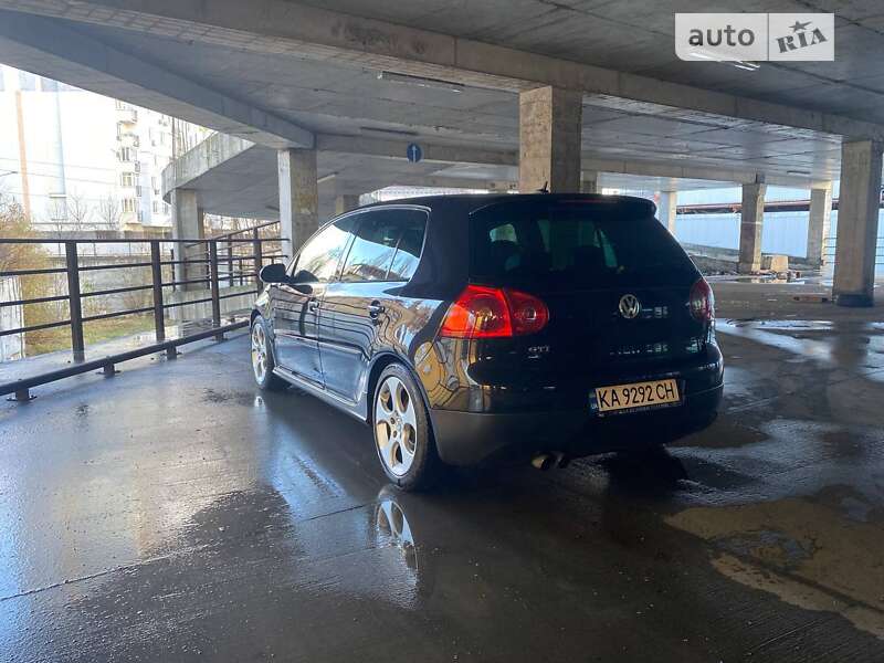 Хэтчбек Volkswagen Golf GTI 2005 в Киеве