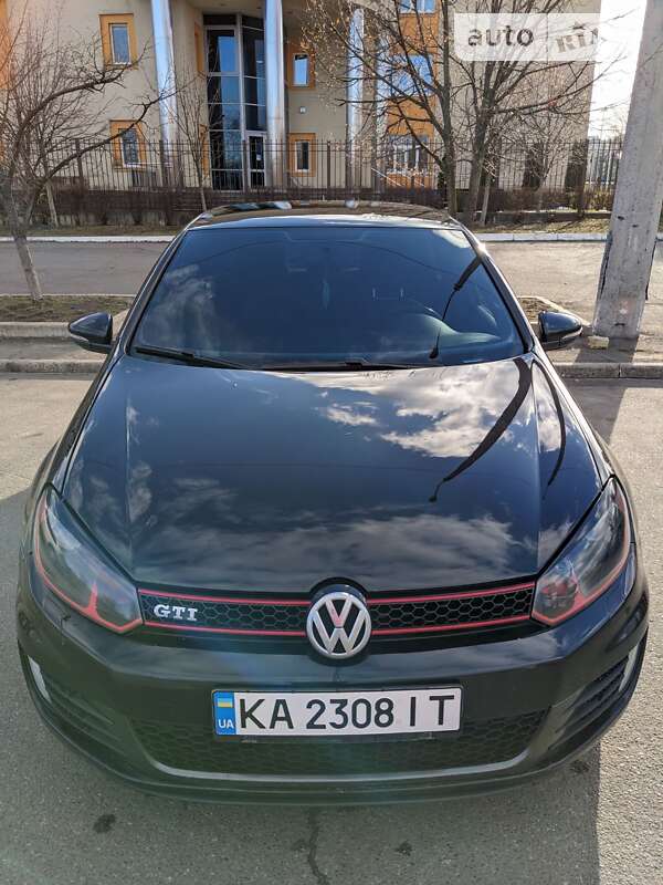 Volkswagen Golf GTI