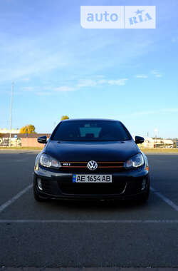 Хэтчбек Volkswagen Golf GTI 2011 в Киеве