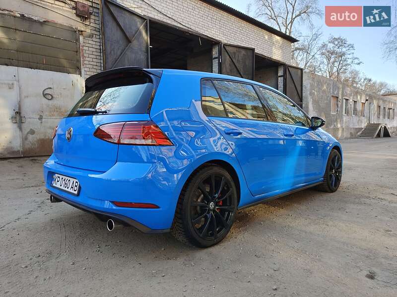 Хетчбек Volkswagen Golf GTI 2020 в Запоріжжі