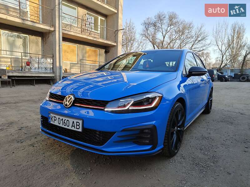 Хетчбек Volkswagen Golf GTI 2020 в Запоріжжі