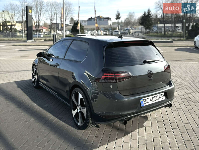 Хэтчбек Volkswagen Golf GTI 2015 в Ровно