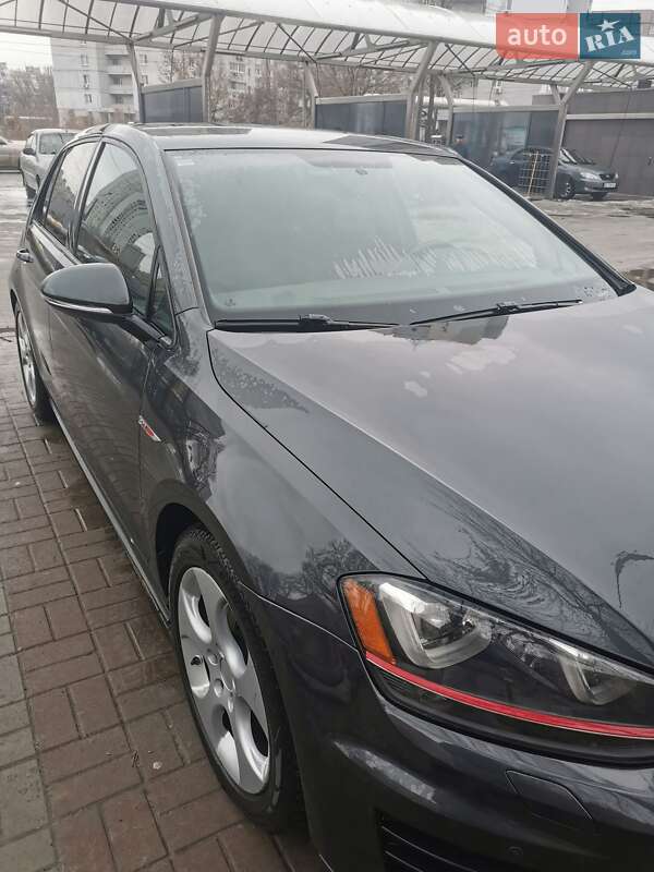 Хэтчбек Volkswagen Golf GTI 2015 в Днепре фото 12 Хэтчбек Volkswagen Golf GTI 2015 в Днепре