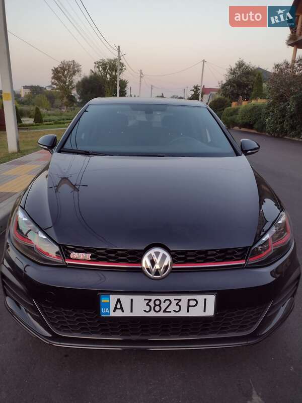 Volkswagen Golf GTI 2020