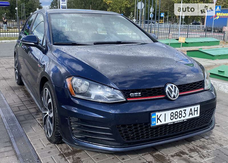 Хэтчбек Volkswagen Golf GTI 2015 в Киеве