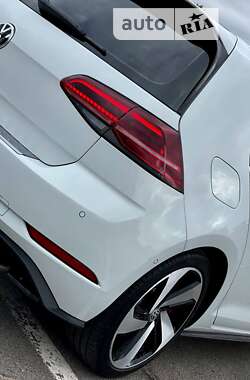 Хэтчбек Volkswagen Golf GTI 2020 в Кривом Роге