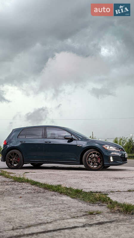 Volkswagen Golf GTI 2017