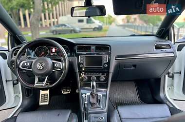 Хэтчбек Volkswagen Golf GTI 2016 в 