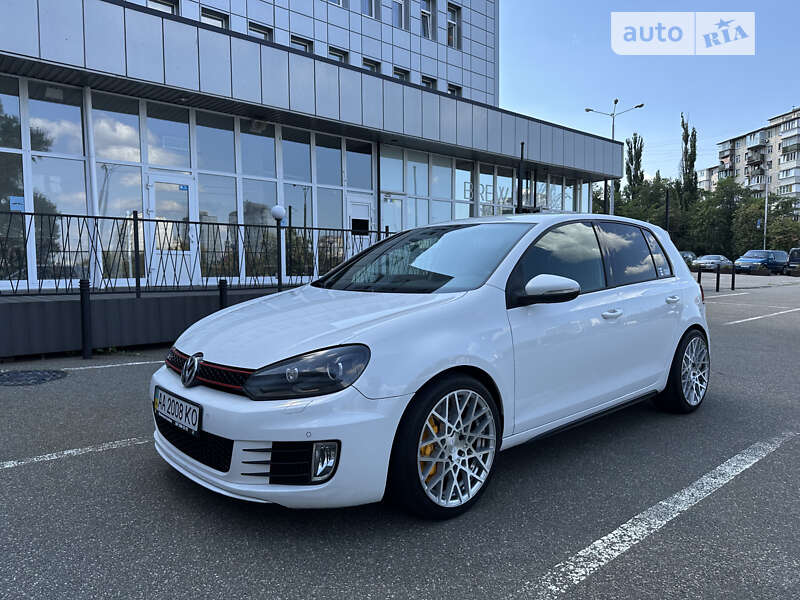 Volkswagen Golf GTI 2010