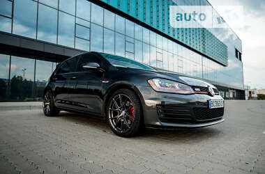 Хетчбек Volkswagen Golf GTI 2015 в Львові