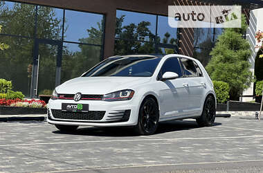 Хэтчбек Volkswagen Golf GTI 2017 в Ужгороде