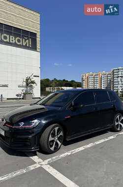 Хетчбек Volkswagen Golf GTI 2017 в Львові