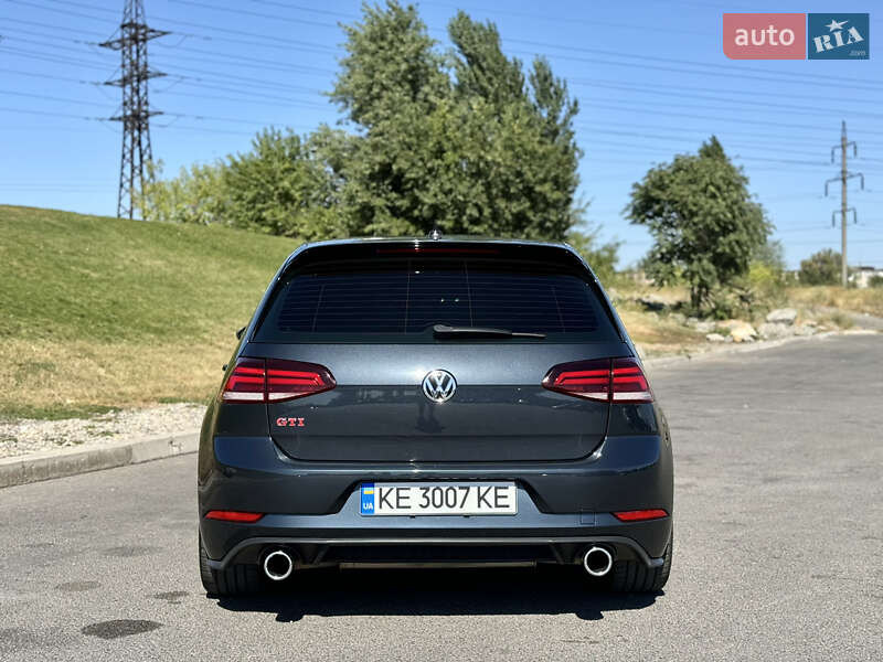 Хэтчбек Volkswagen Golf GTI 2019 в Днепре