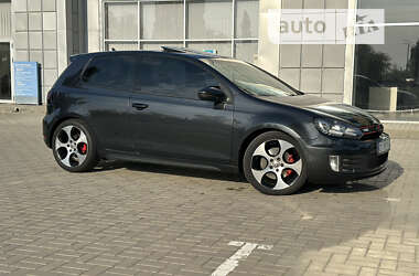 Хэтчбек Volkswagen Golf GTI 2011 в Киеве