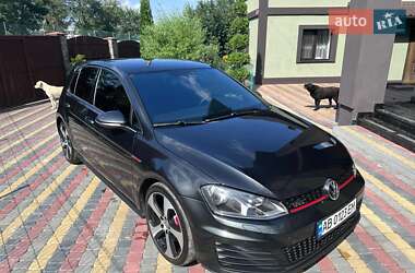 Хэтчбек Volkswagen Golf GTI 2016 в Киеве