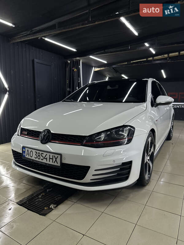 Volkswagen Golf GTI 2016