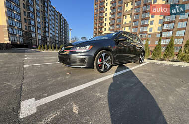 Хетчбек Volkswagen Golf GTI 2015 в Чернігові