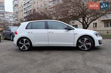 Хетчбек Volkswagen Golf GTI 2017 в Києві