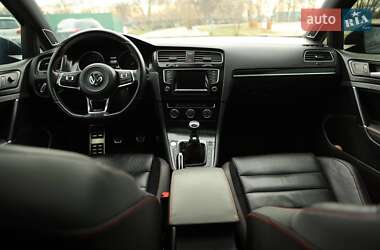 Хэтчбек Volkswagen Golf GTI 2014 в Александрие