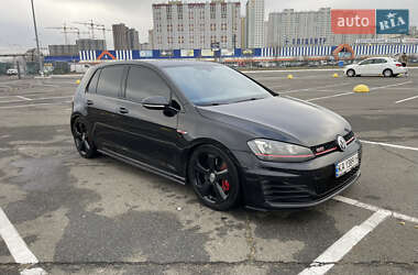 Хетчбек Volkswagen Golf GTI 2017 в Києві