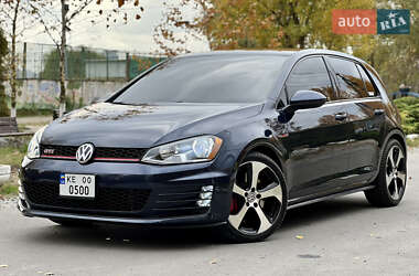 Хетчбек Volkswagen Golf GTI 2015 в Дніпрі