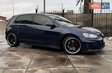 Хетчбек Volkswagen Golf GTI 2015 в Києві