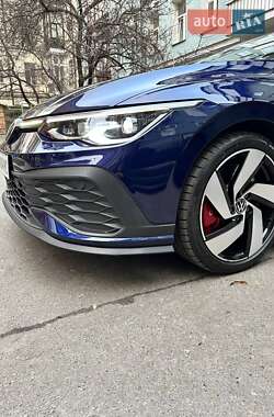 Хэтчбек Volkswagen Golf GTI 2021 в Киеве