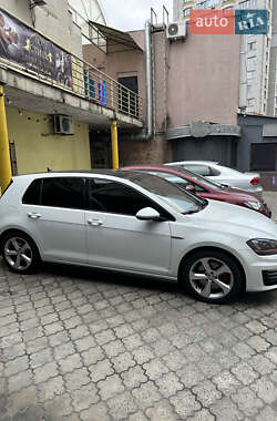 Хетчбек Volkswagen Golf GTI 2014 в Києві