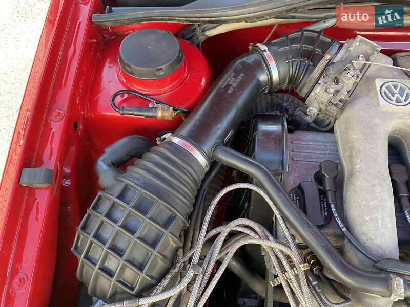 Хэтчбек Volkswagen Golf GTI 1988 в Киеве